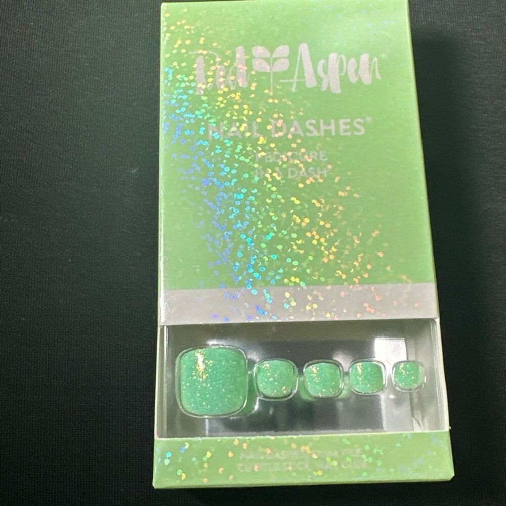 Red Aspen Pedicure Dashes - Key Lime Cutie, Kali - NIB
